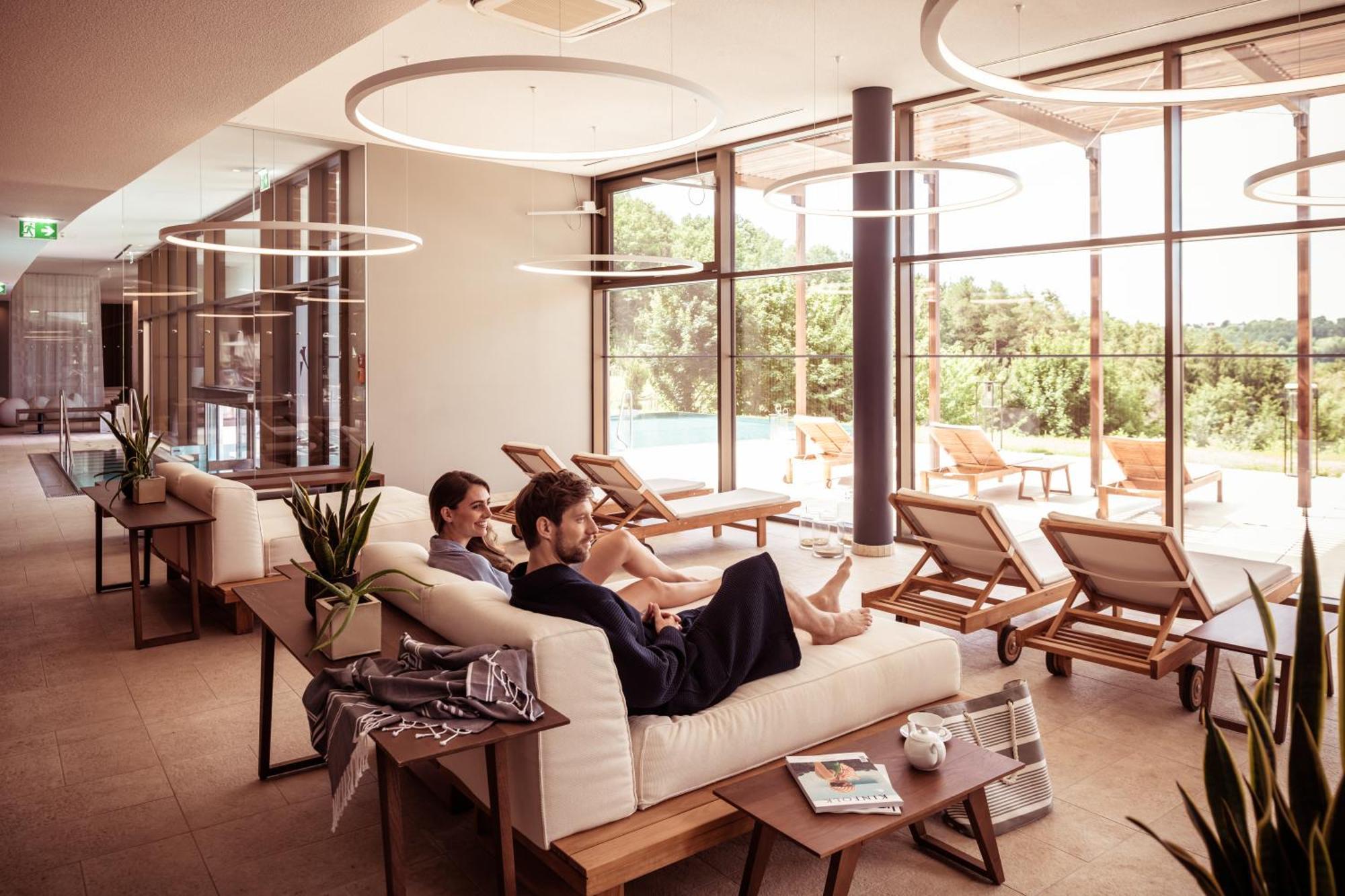Falkensteiner Balance Resort Stegersbach - Adults Only Extérieur photo The spa at the Hotel