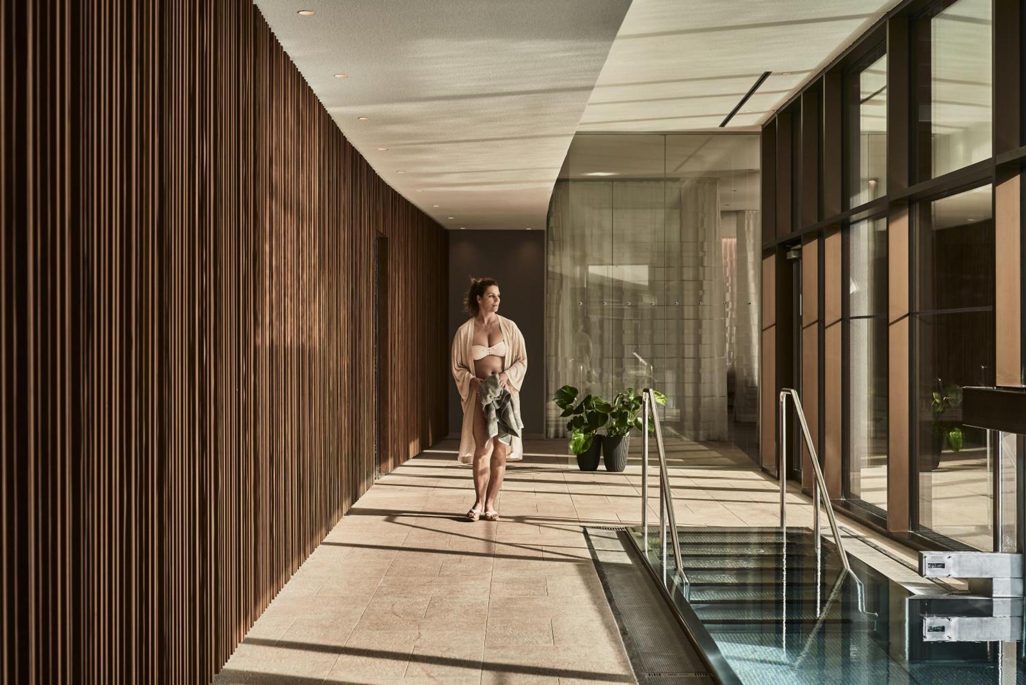 Falkensteiner Balance Resort Stegersbach - Adults Only Extérieur photo The Spa at The Ritz-Carlton, Dubai