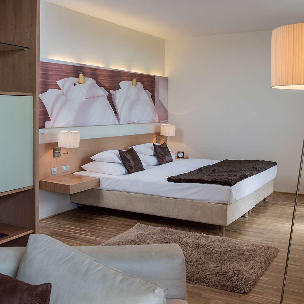 Falkensteiner Balance Resort Stegersbach - Adults Only Chambre photo A modern bedroom