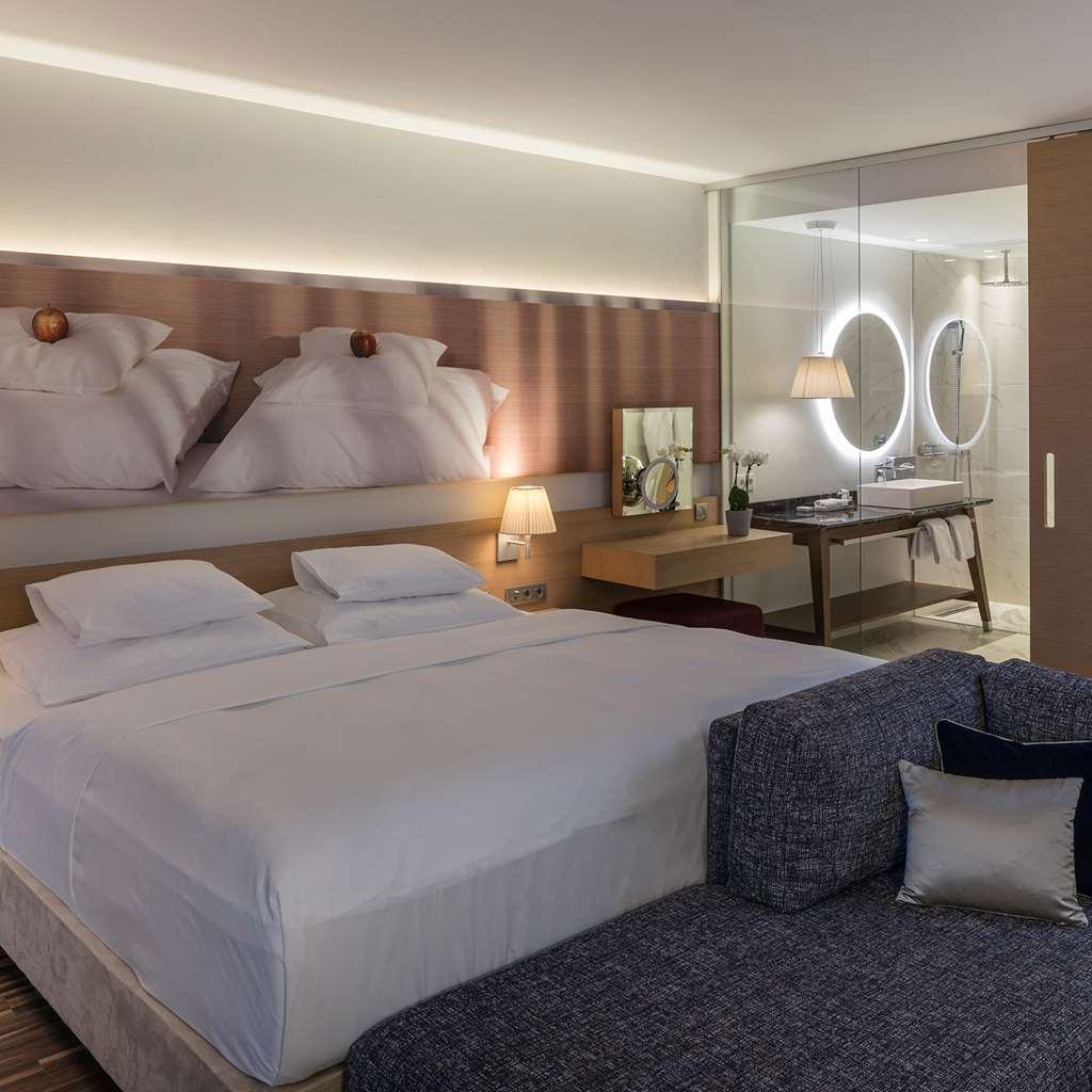 Falkensteiner Balance Resort Stegersbach - Adults Only Chambre photo A room at the hotel